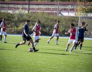 Herriko futbol kluben lau talde gehiago, zelaira