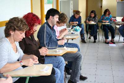 Euskaltegian aritu direnei udan euskara erabiltzeko garaia iritsi zaie