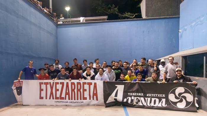 Tantoz tanto, herria egiten