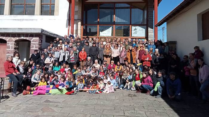 Asteburu ederra igaro dute Xumela koruko kideek Nafarroan