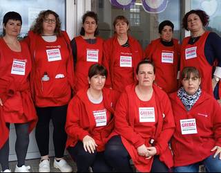 Aurreakordioa lortuta, bertan behera utzi dute eskola jangeletako greba