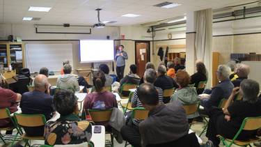 Euskararen egoeraren gainean egin duten diagnostikoaren berri eman dio borobilari