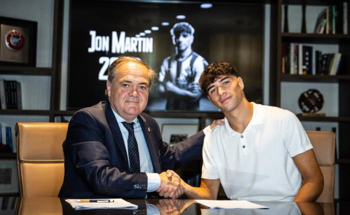 Jon Martin herritarra, 2032ra arte txuri-urdin