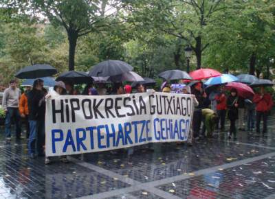 Foru Aldundiaren hipokresia salatu zuten hainbat elkartek