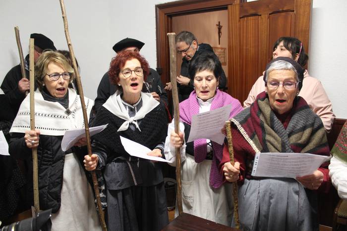 Santa Ageda bezpera, Xumela eta herriko txistulariak