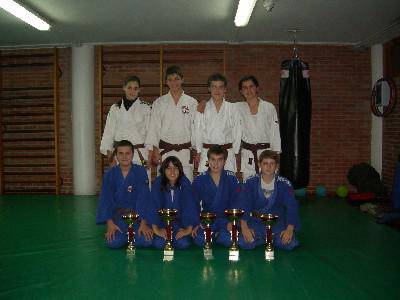Emaitza onak lortu zituzten LOKEko judokek Amurrion