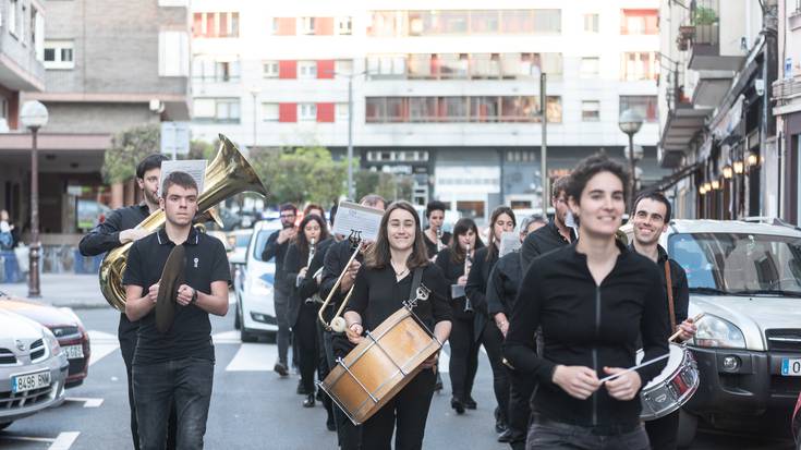 Adinkideren jaialdia kultur etxean (1. zatia)