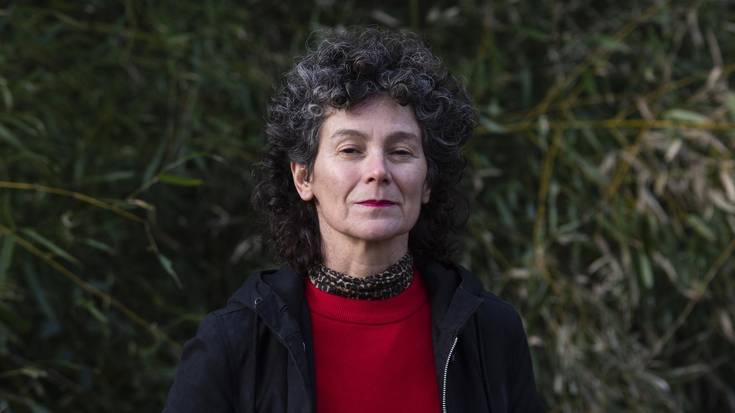 "Aldaka askatu behar da liburu hau irakurtzeko"