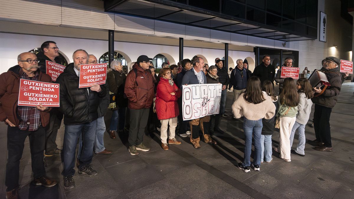 Pentsioak duinak eta behin betikoak izan daitezen