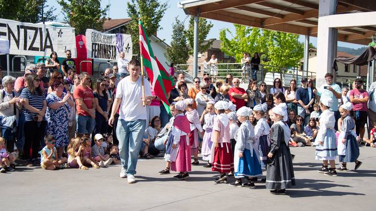 Ederki igaro dute festetako azken goiza