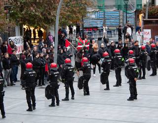 VOXen aurkako manifestazioa, iruditan