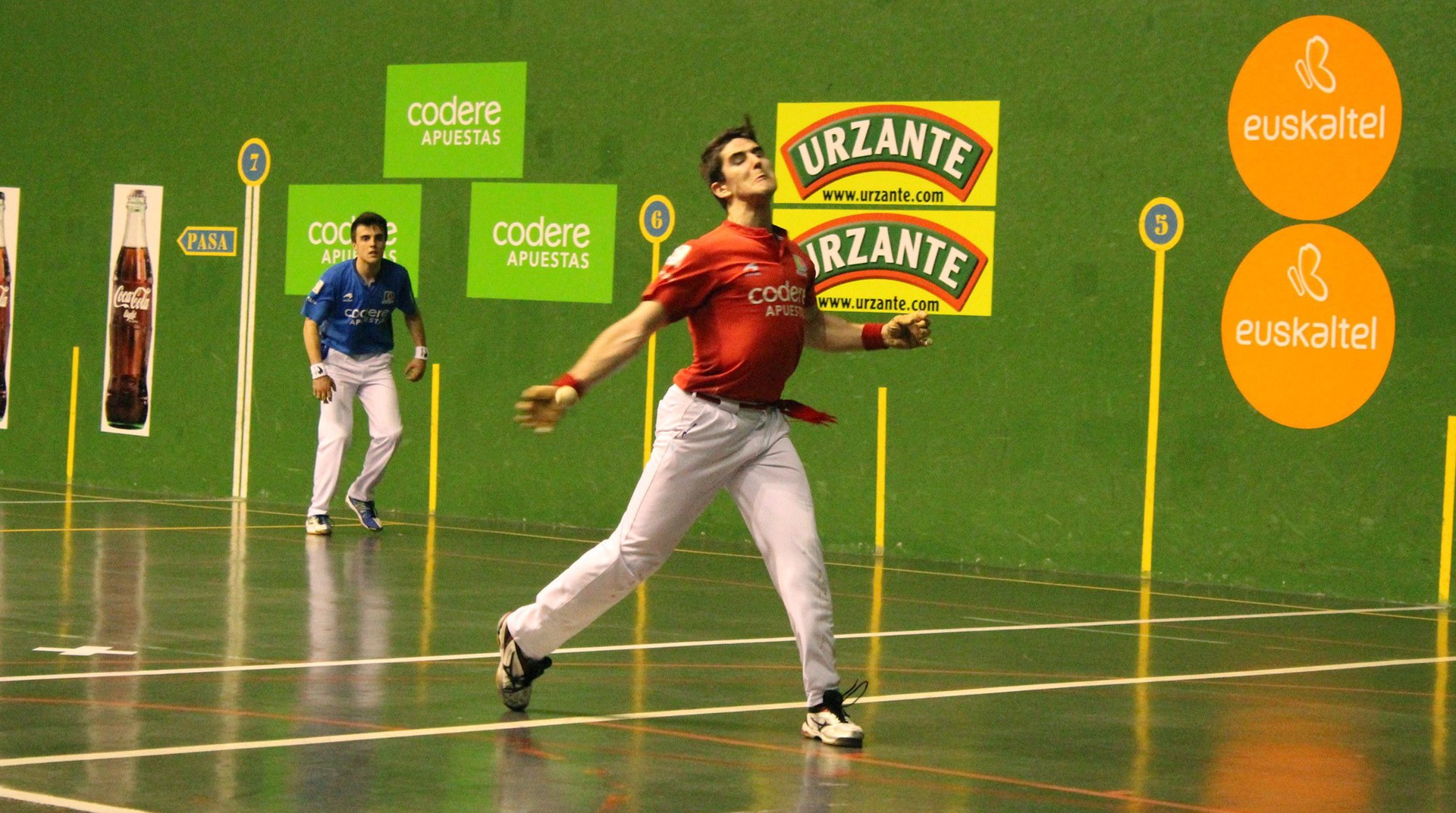 Pilota profesionala martxan jarri da