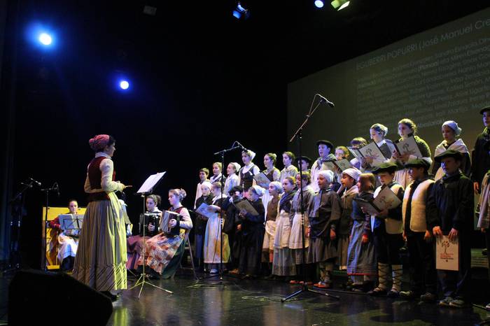 Eguberriei musikarekin ongi etorria eginez