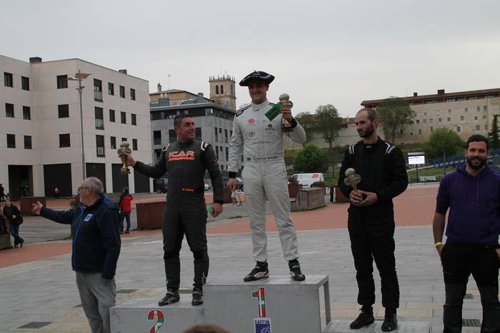 Aitor Manso gidariak denboraldiko lehen txapela jantzi du Opakuan