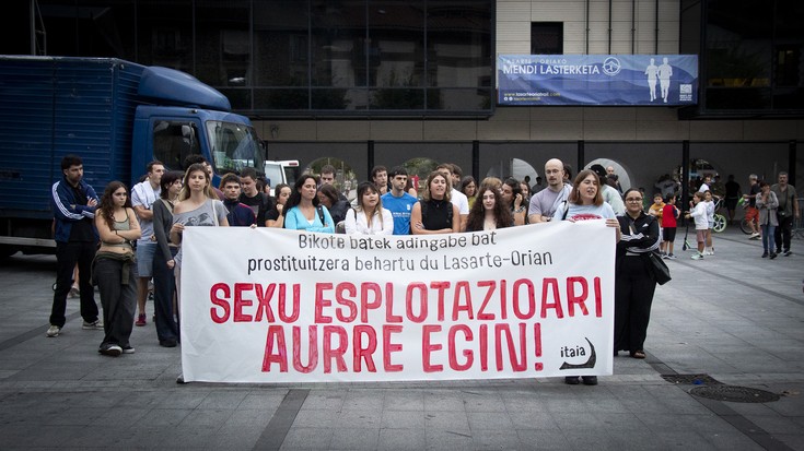 Sexu esplotazio kasua salatu dute