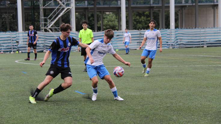 Herriko futbol taldeek, emaitza ezberdinak ligari hasiera emateko