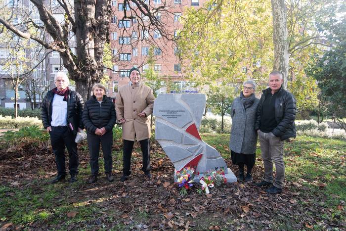 Ekitaldia egingo du Islada Ezkutatuak taldeak astebete barru, Mirentxun