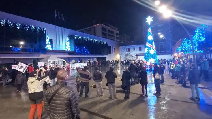 Espetxeetako egoera "larriagotu" duen urtea