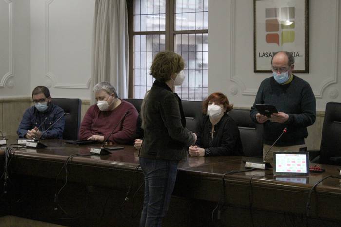 Zinegotzi kargua hartu du Sandra Barkaiztegi Navarrok