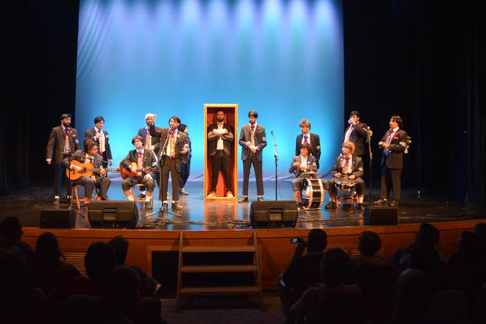 Cadizeko txirigotek alaituko dute herria