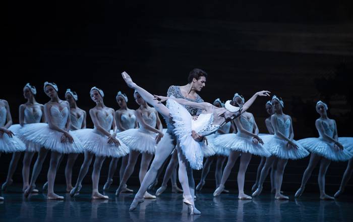 'El lago de los cisnes' izango da urteko lehen opera emanaldia