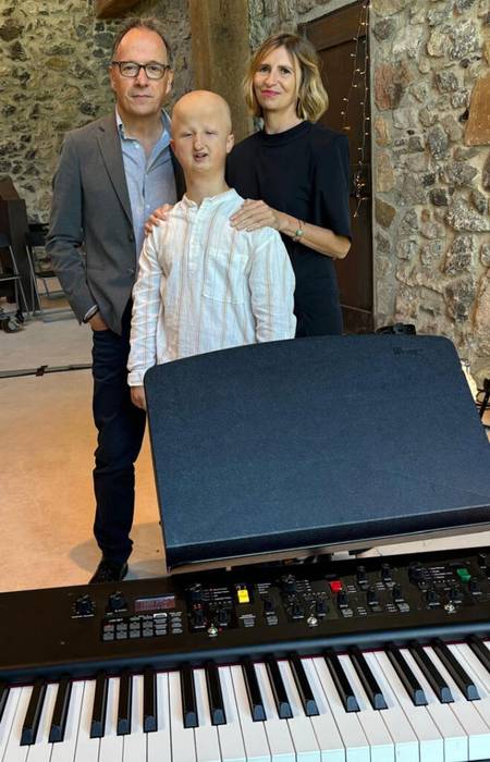 'Piano baten inguruan batzen gaituena' emanaldia