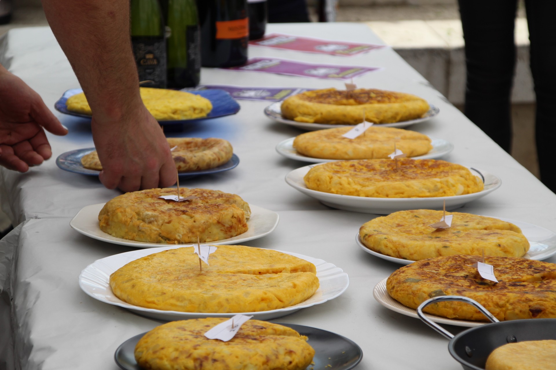 Ostiral gastronomikoa prestatu du Sorgin Jaiak-ek