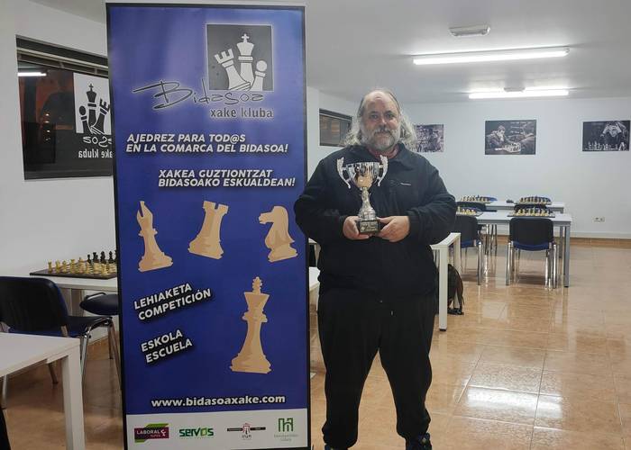 Felix Manso herritarra garaile izan da beterano mailako Gipuzkoako Xake txapelketan