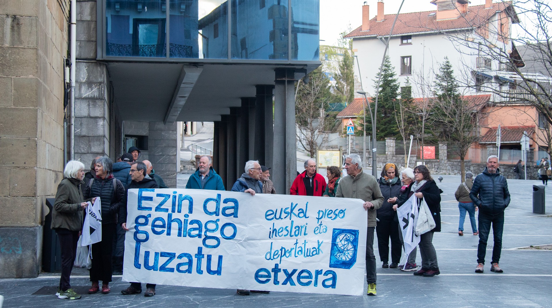 Aurrera eraman dute hileroko hitzordua