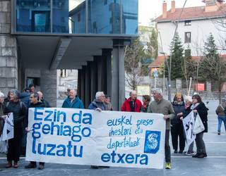 Aurrera eraman dute hileroko hitzordua