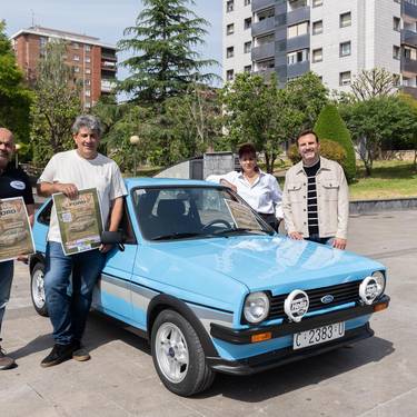 Ford etxeko autoen topaketa: bazkaria