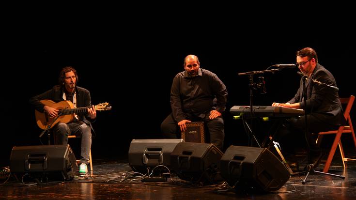 Flamenko soinuez girotutako emanaldia eskaini dute