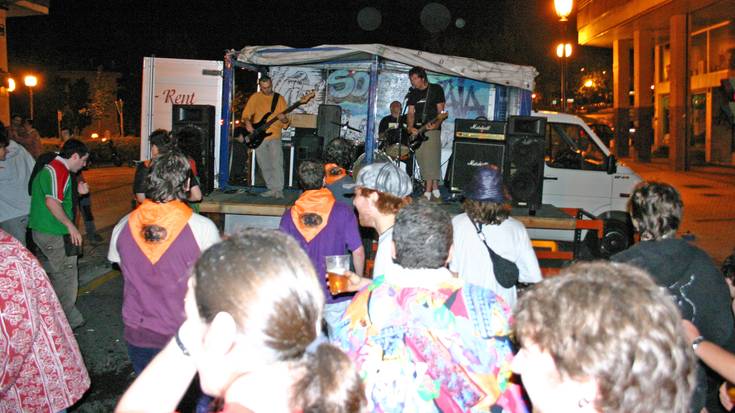 Erdiguneko festa mugikor eta gurpildunak