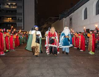 Eskutitzen jasotzea, haurrei harrera eta kabalgata iragarri dituzte