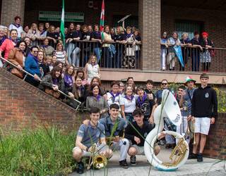 Topaketa historikoak errepikatu egin behar baitira