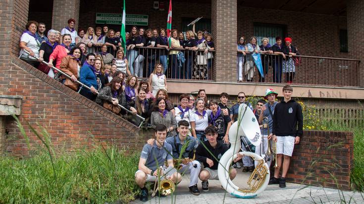 Topaketa historikoak errepikatu egin behar baitira