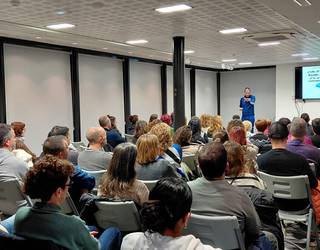 Gurasoek kirol esparruan duten paperaz solastu dira Eguzki Areto futboleko kideak