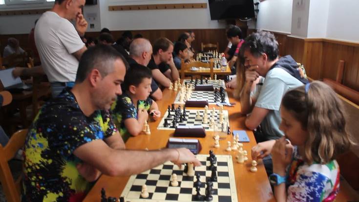 Binakako II. Xake Txapelketa jokatu dute Palomo Linares elkartean