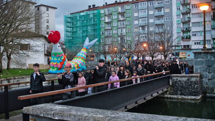 Kontzertu bufotik hasi eta sardina ehortzi arte