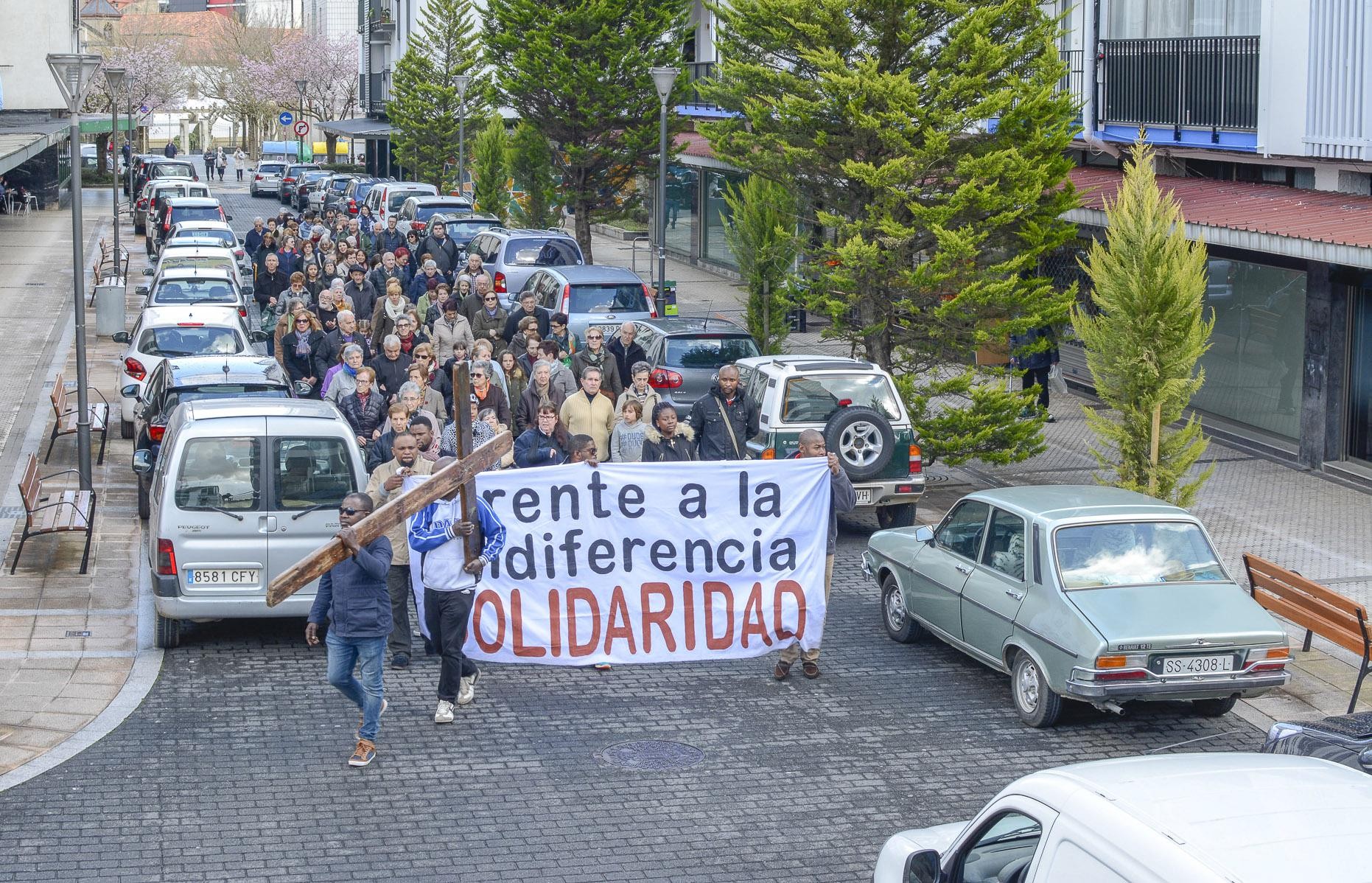 Korronte desberdinak batu ditu Lampedusako gurutzeak