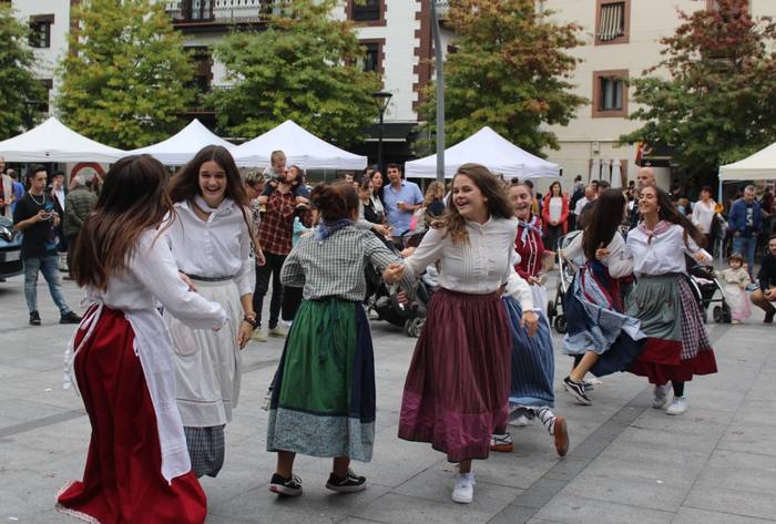 Egun osoko festa izango da Euskal Jaia