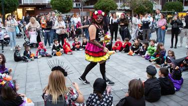 Gau beldurgarria ospatzeko festa antolatu dute