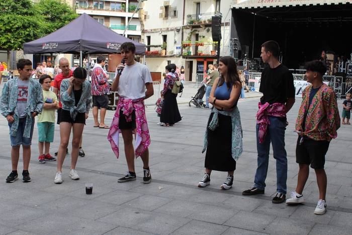 Sorgin Jaiak: bertso poteoa