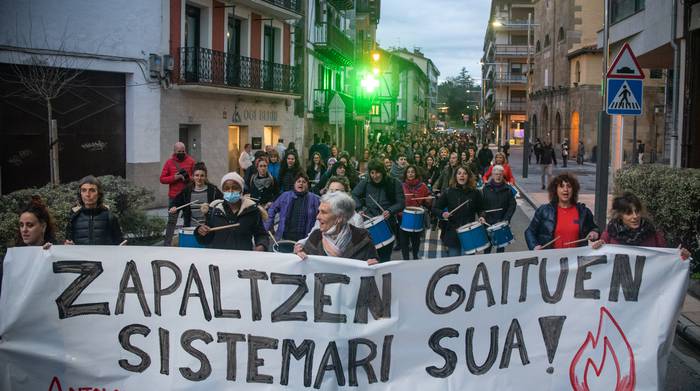 Manifestaziora deitu du herriko mugimendu feministak, bihar