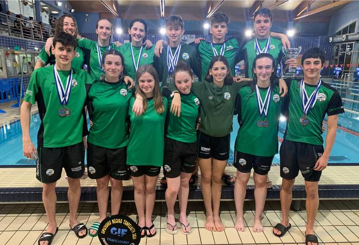 Buruntzaldea IKTko igerilariak podiumera igo dira Gipuzkoako txapelketan