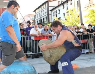 Publiko zabalari zuzendutako egitarau "erakargarria" dakar Euskal Jaiak