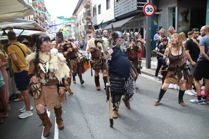 Xacobeo azoka: Barzonia taldea