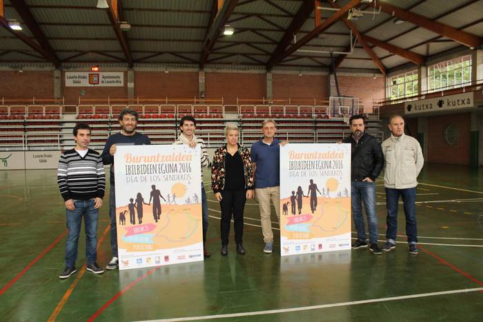 Buruntzaldeako ibilbideak mugikorrean