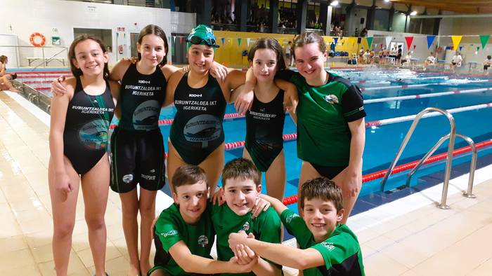 Buruntzaldea IKTko igerilari gaztetxoak primeran jardun ziren liga jardunaldietan