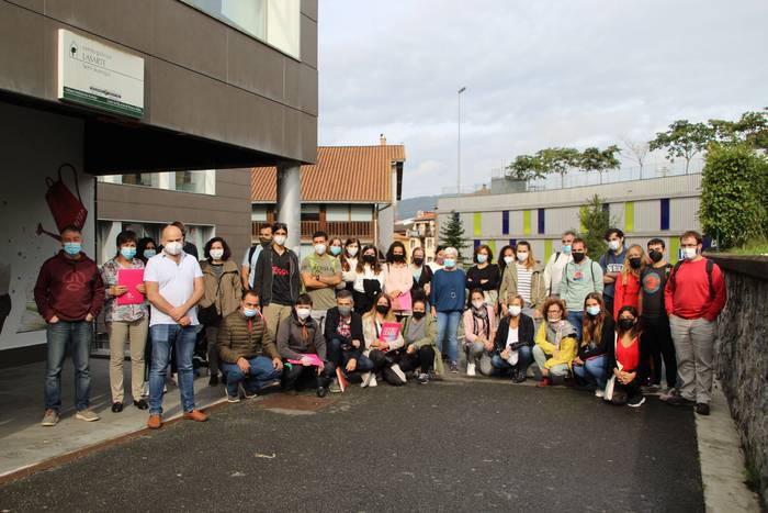 Ikasleei harrera eginez hasi du ikasturtea Udal Euskaltegiak